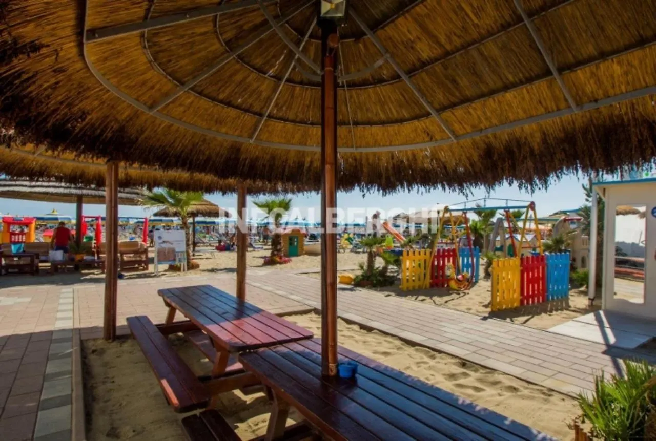 Hotel Des Bains Rimini 2*,  Italy
