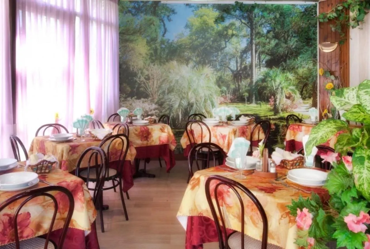 **  Hotel Des Bains Rimini Italie